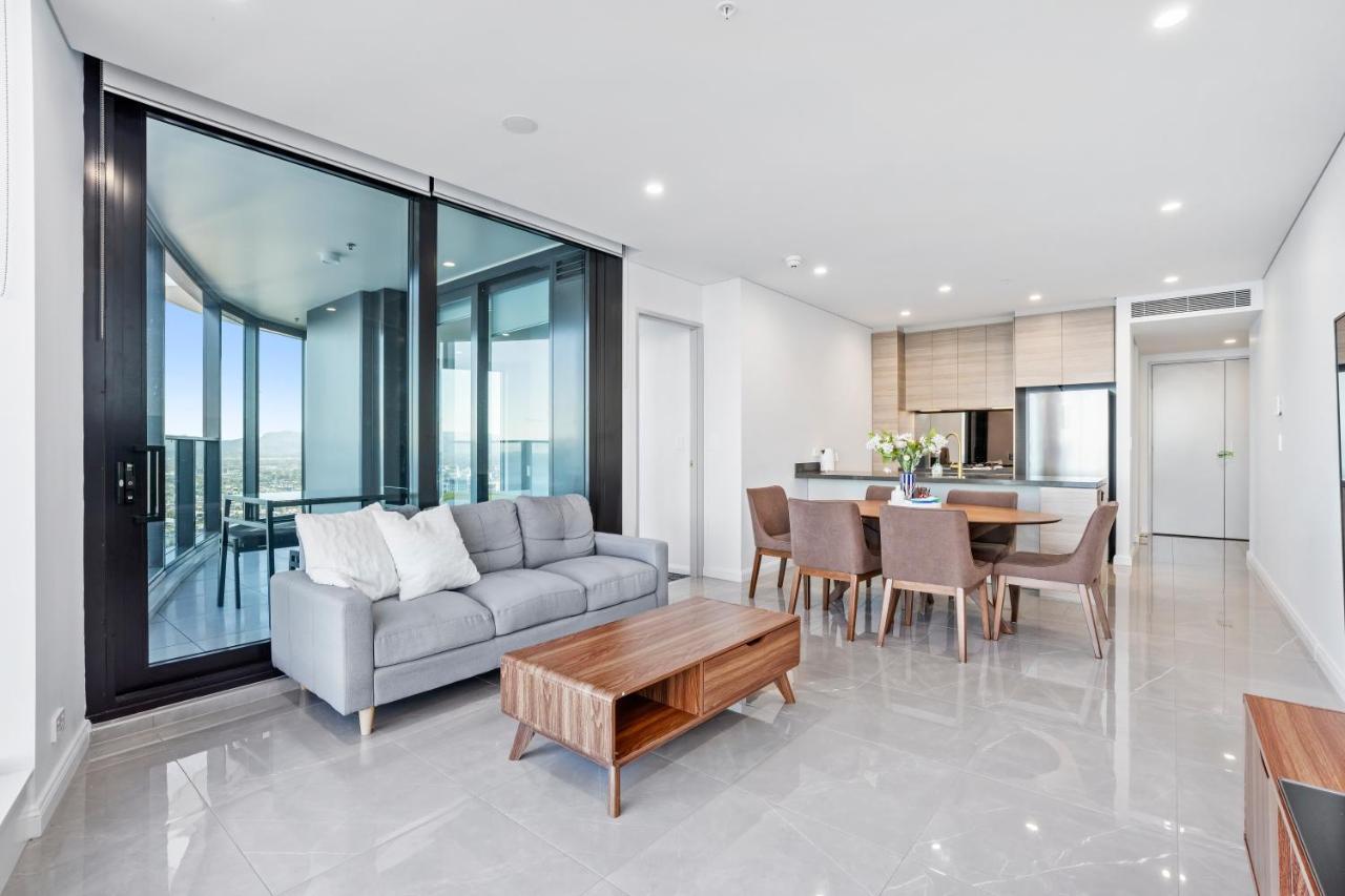 Surfers Paradise New Beachfront Apartments Голд-Кост Экстерьер фото
