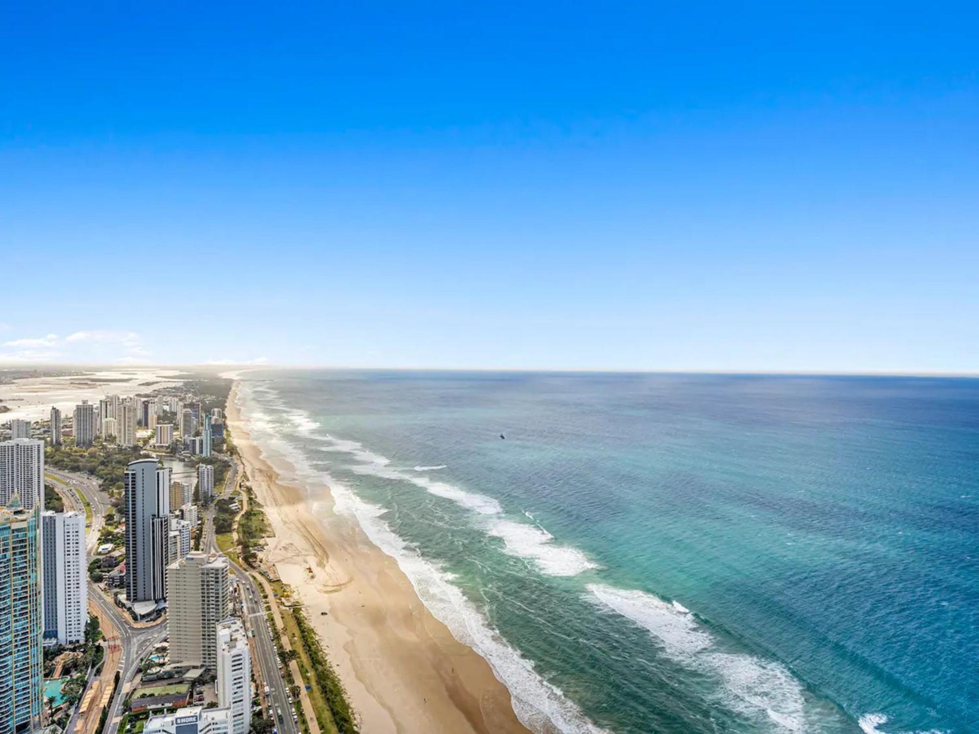 Surfers Paradise New Beachfront Apartments Голд-Кост Экстерьер фото