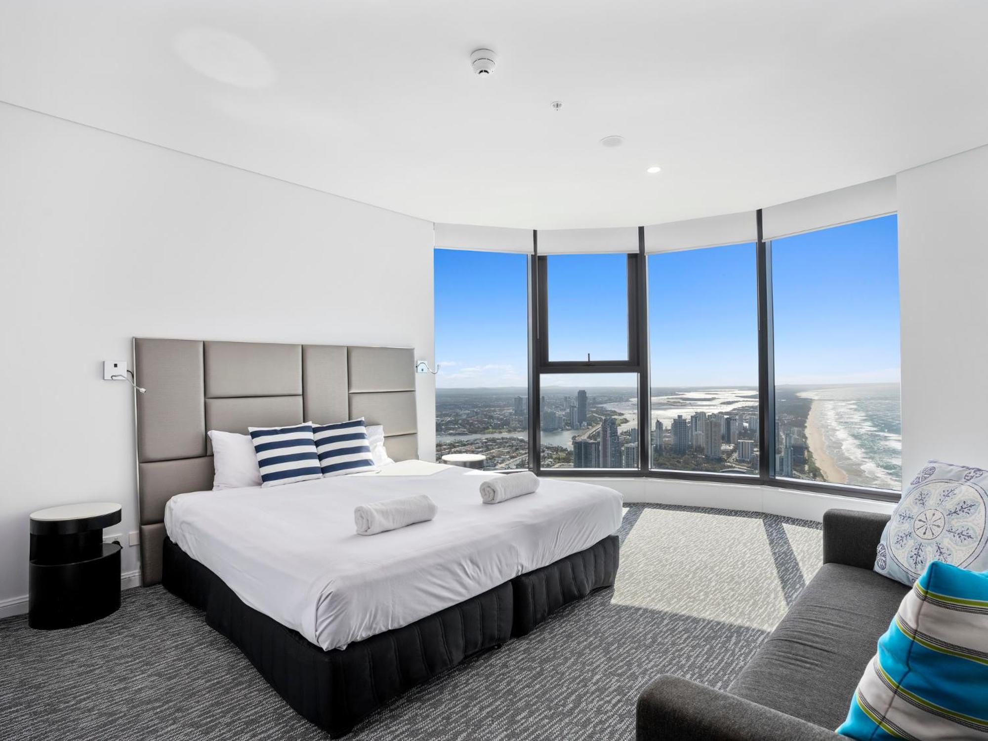 Surfers Paradise New Beachfront Apartments Голд-Кост Экстерьер фото