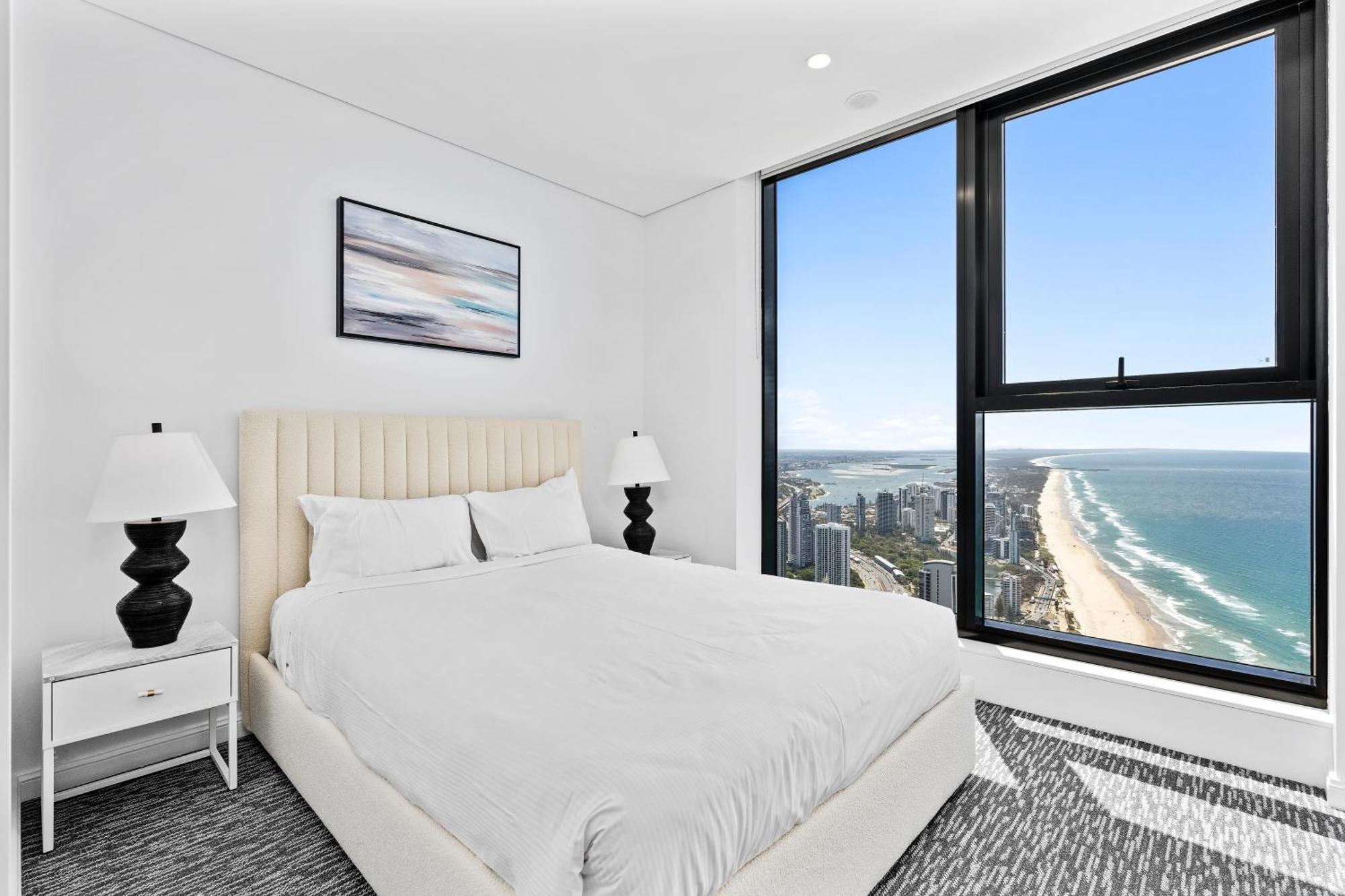 Surfers Paradise New Beachfront Apartments Голд-Кост Экстерьер фото